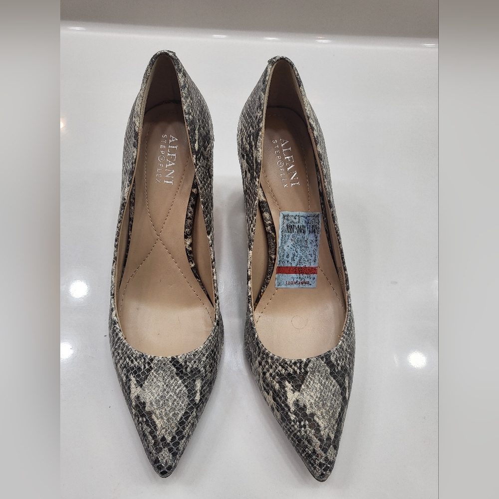 Alfani Women's Snakeskin Chunky Heels